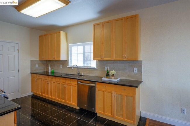 Building Photo - 5665 McBryde Ave