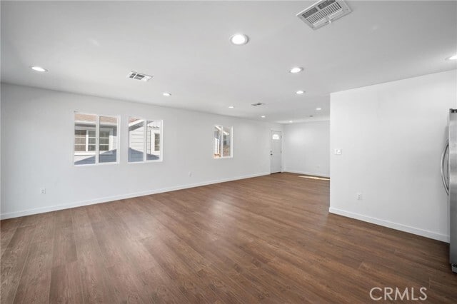 Building Photo - 7445 Balcom Ave