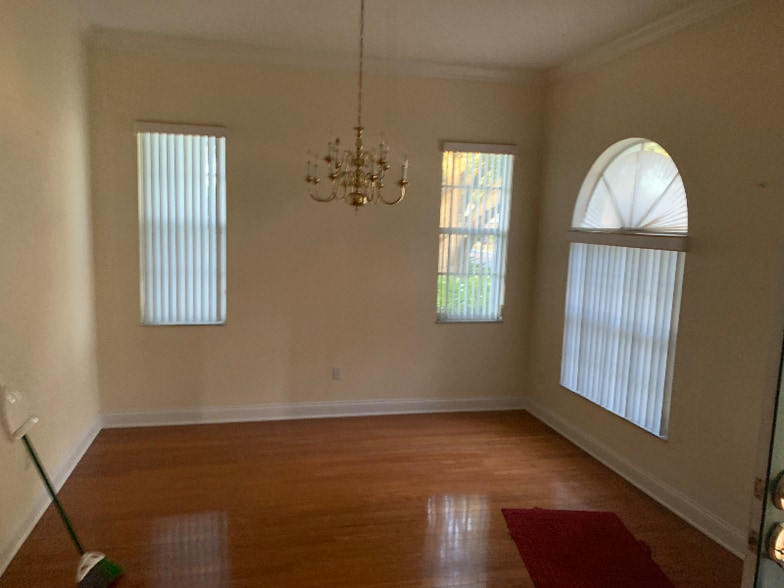 Building Photo - 205 Lake Region Blvd S