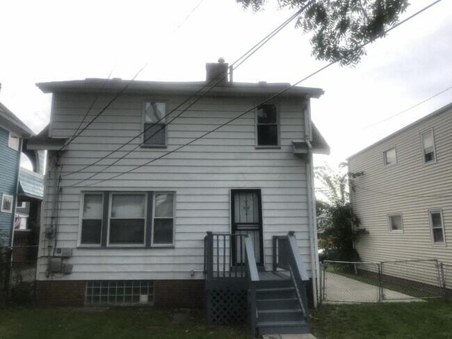 Building Photo - 4805 E. 84th Street