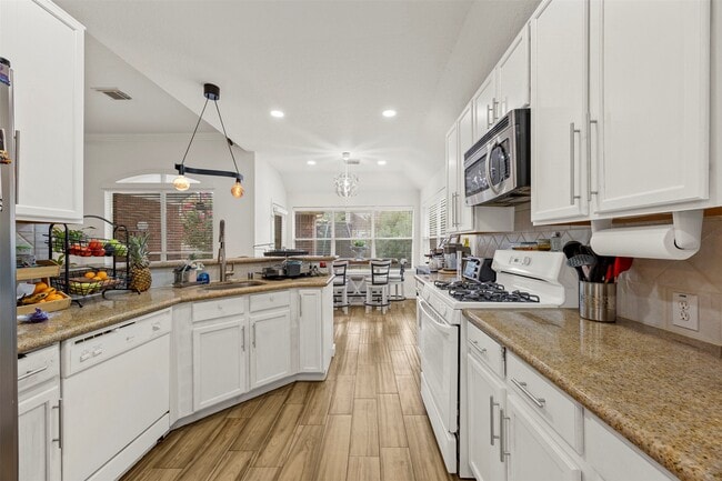 Building Photo - 20703 Louetta Woods Dr