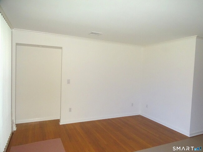 Building Photo - 62 Ark Rd