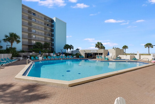 Building Photo - 8817 S Thomas Dr