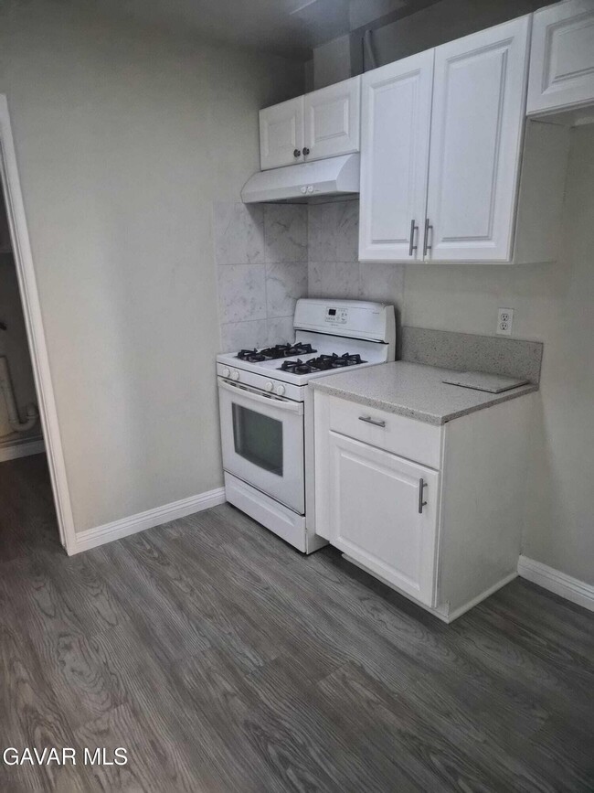 Building Photo - 38657 Ladelle Ave