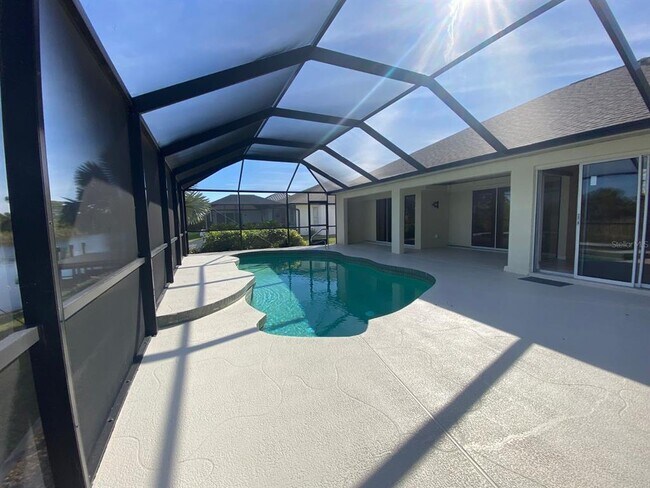 Building Photo - 15144 Lakeland Cir