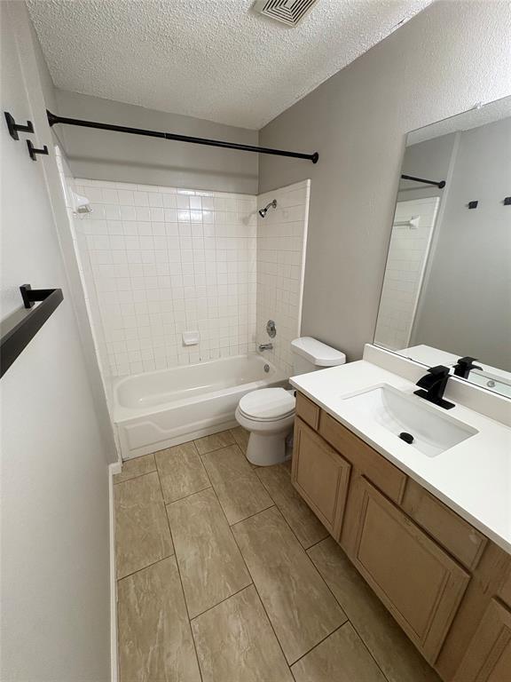 Building Photo - 9617 Copper Creek Dr