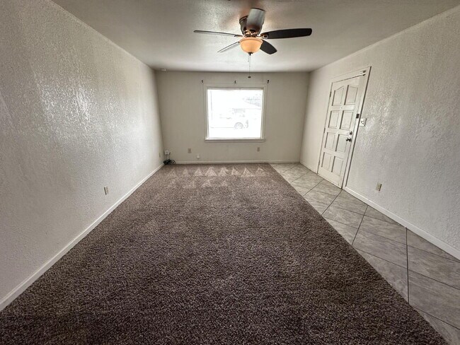 Building Photo - 3/2/2 close to Texas Tech!