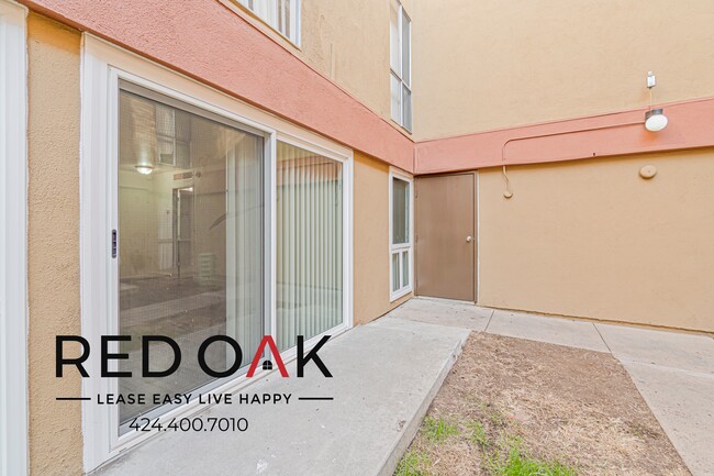 Building Photo - Bright and Welcoming One Bedroom with Incr...