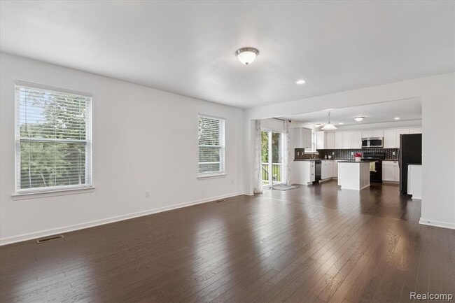 Building Photo - 21422 Navarra Dr