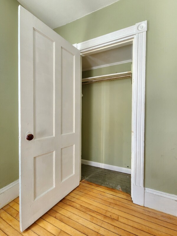 Building Photo - 72 Pier St