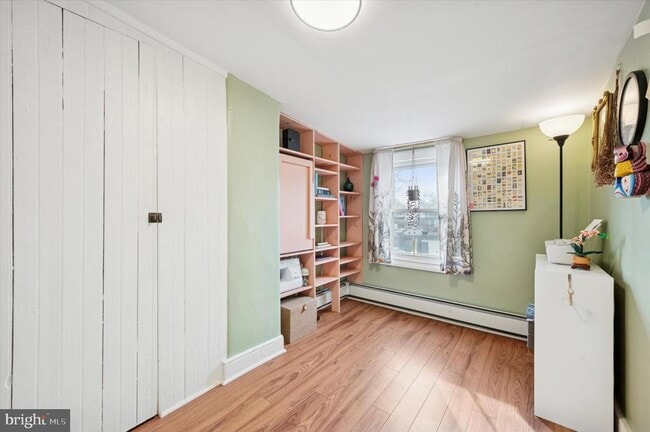 Building Photo - 407 Emerald St