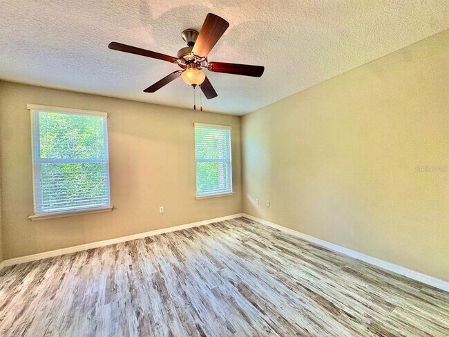 Building Photo - 13943 River Willow Pl