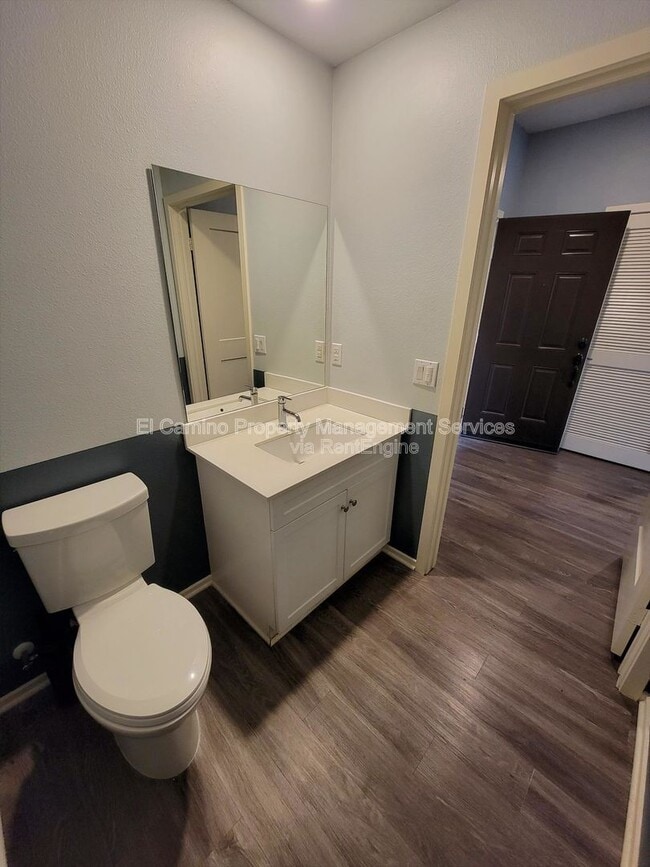 Building Photo - 10244 Artesia Blvd