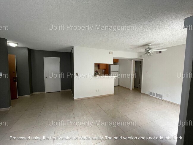 Building Photo - 6811 Alvarado Rd