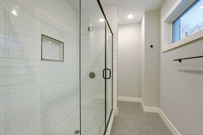 Building Photo - 389-391 Berkeley Road