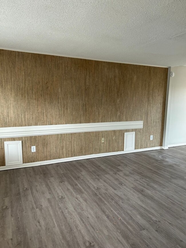 Building Photo - 3736 Cambridge Station Dr