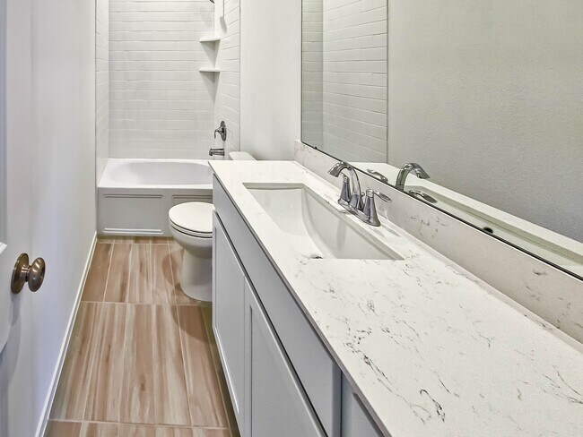 Building Photo - 6323 Laguna Terra Dr