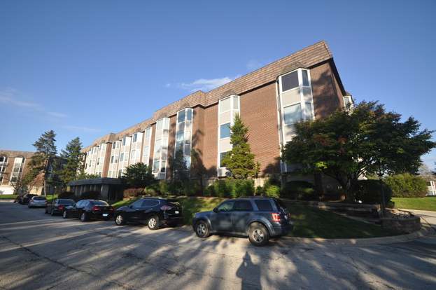 Building Photo - 2400 Archbury Ln