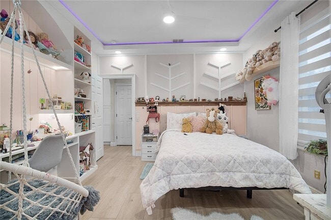 Building Photo - 1057 Island Pointe Dr