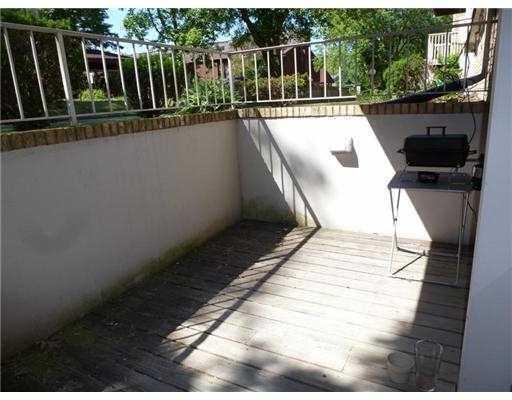 Building Photo - 2319 Packard St