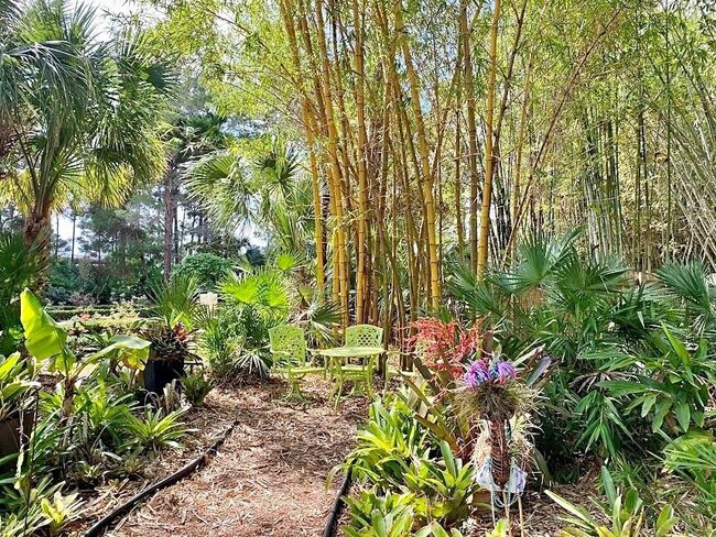 Building Photo - 1229 SW San Antonio Ave