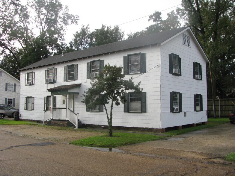 Primary Photo - 4212 Oxford Ave
