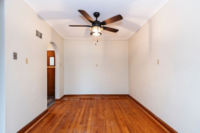 Building Photo - 6601 Devonshire Ave