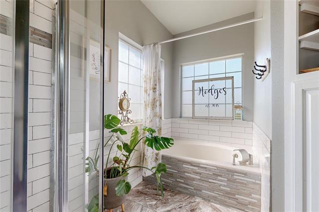 Building Photo - 6135 FM547