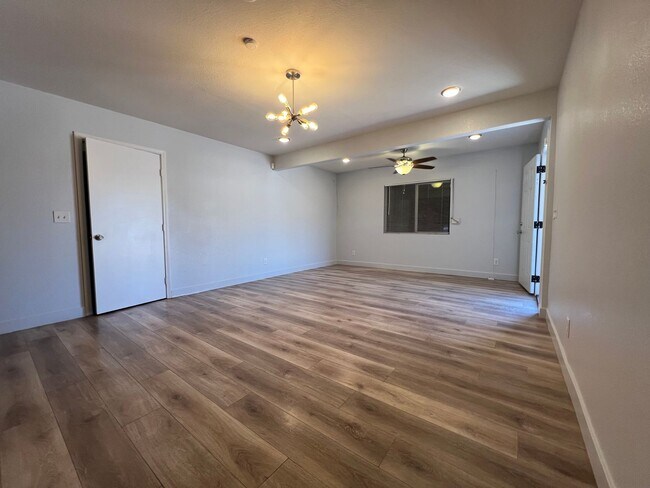 Building Photo - 1601 Marlin Ave