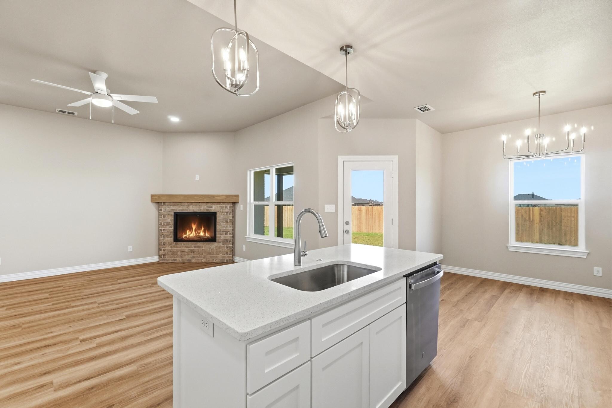 Building Photo - 7709 Sawdust Trl