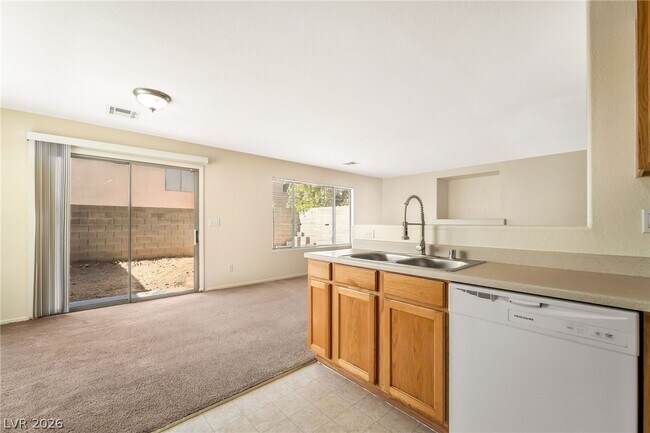 Building Photo - 4849 Lone Grove Dr