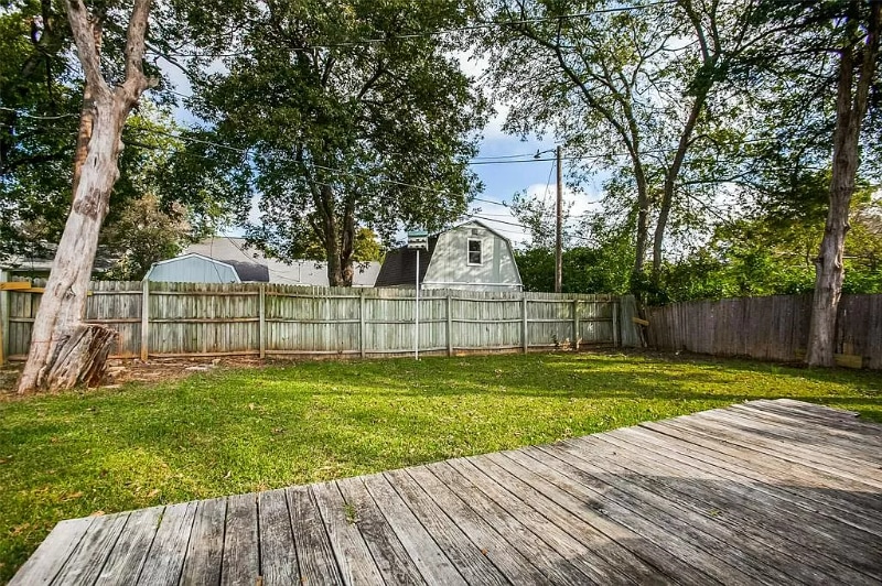 Building Photo - 1425 Cedar Crest Dr