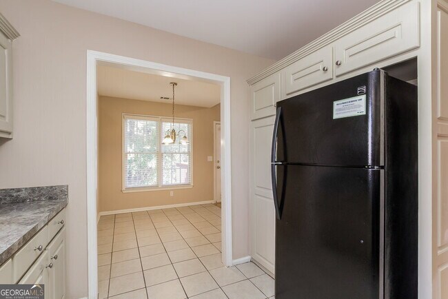 Building Photo - 605 Oxford Crest Ct NW