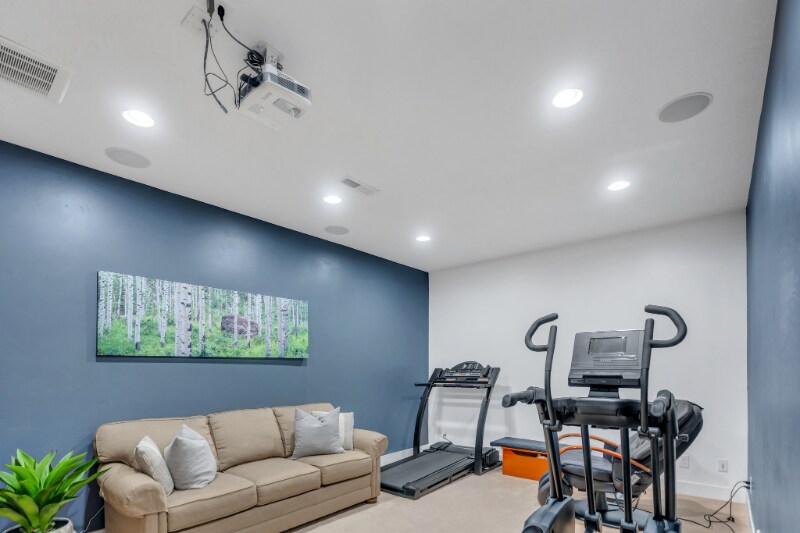 Building Photo - 758 W 375 N