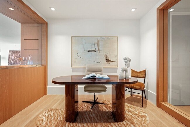Building Photo - 150 Seaport Blvd