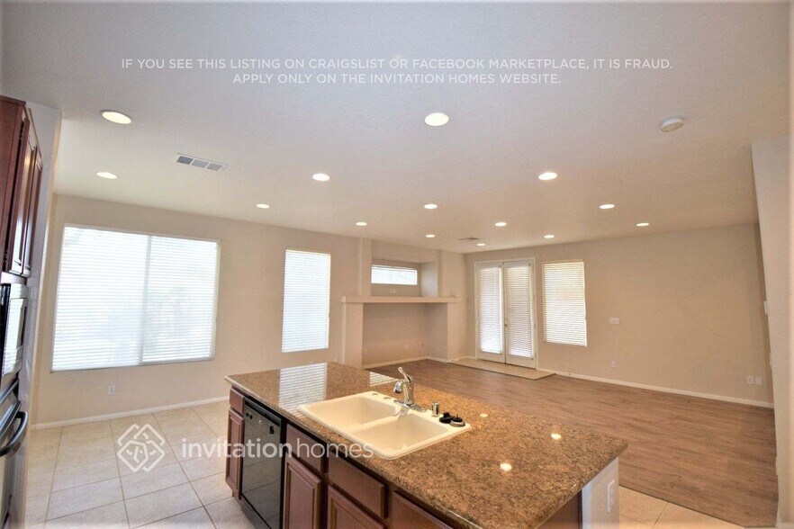 Building Photo - 3452 Yellow Cove Ln