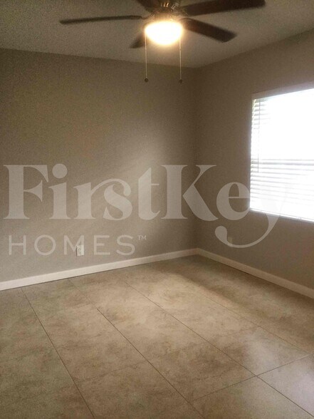 Building Photo - 5619 Haverford Way