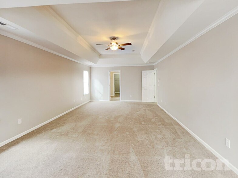 Building Photo - 713 Southridge Dr