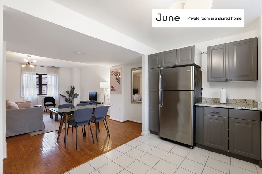 Building Photo - Room in Shared 5 bed/2 bath home in Logan Circle
