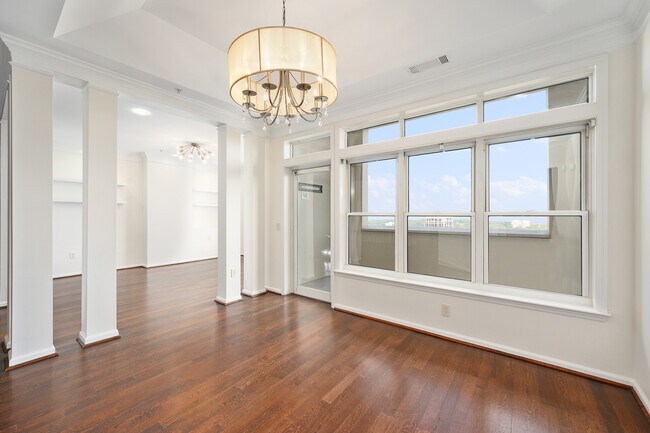 Building Photo - 3334 Peachtree Rd