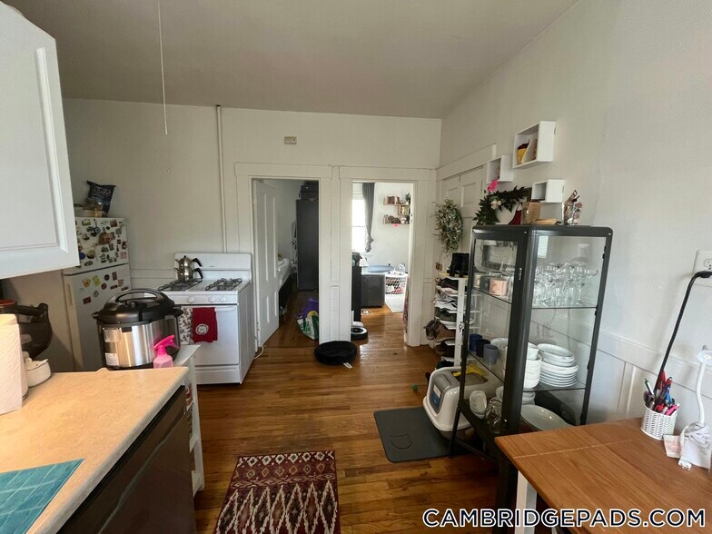 Building Photo - 150 Fifth St.