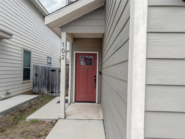 Building Photo - 13837 Enzo Gate