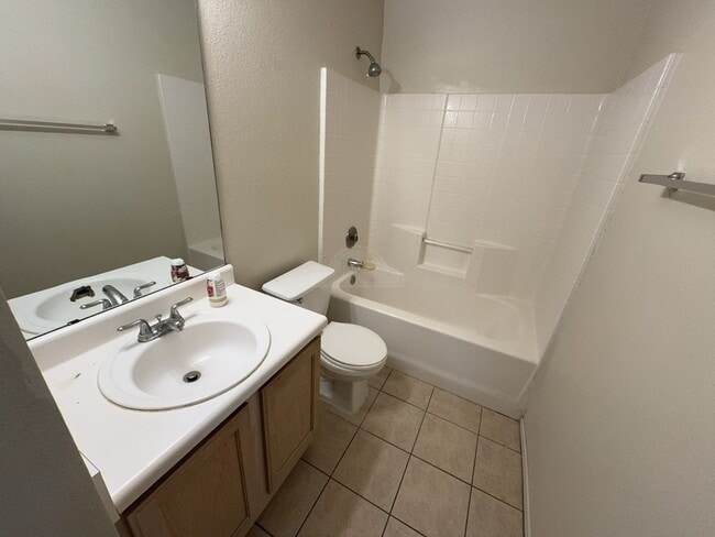 Building Photo - 1604 Grey Fox Trail