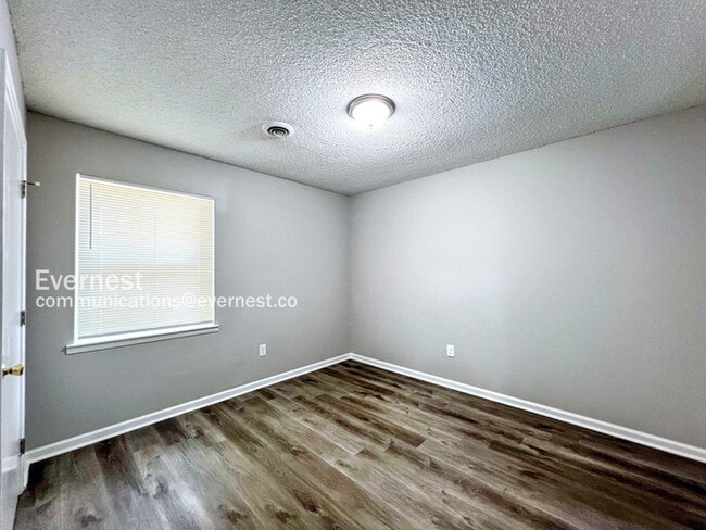 Building Photo - 2909 Caffey St