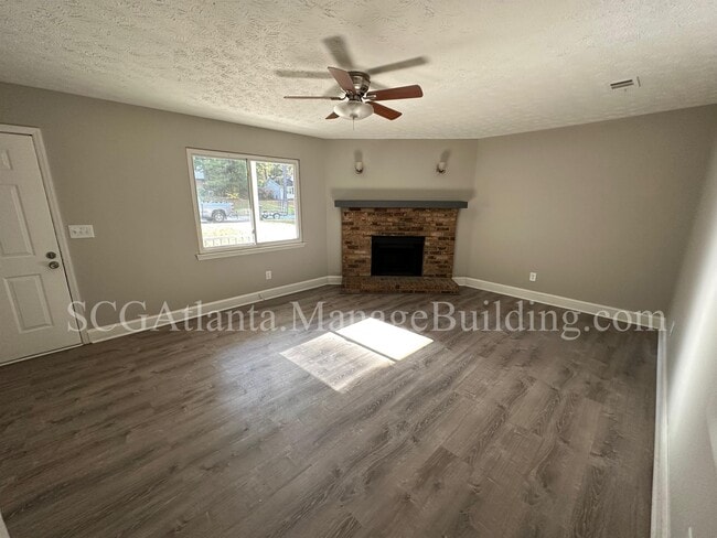 Building Photo - 972 Walnut Creek Ln