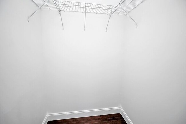 Building Photo - Newly Renovated Condominium in Quail Run
