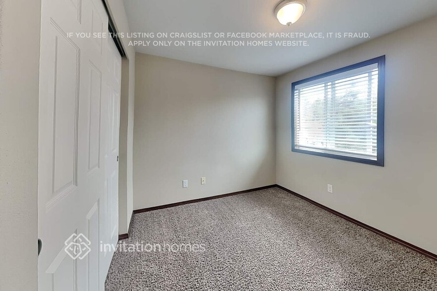 Building Photo - 14723 46th Ave NE