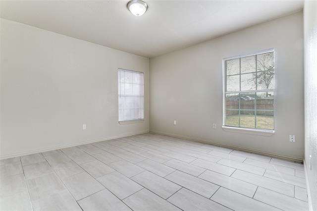 Building Photo - 7909 Wanebe Dr