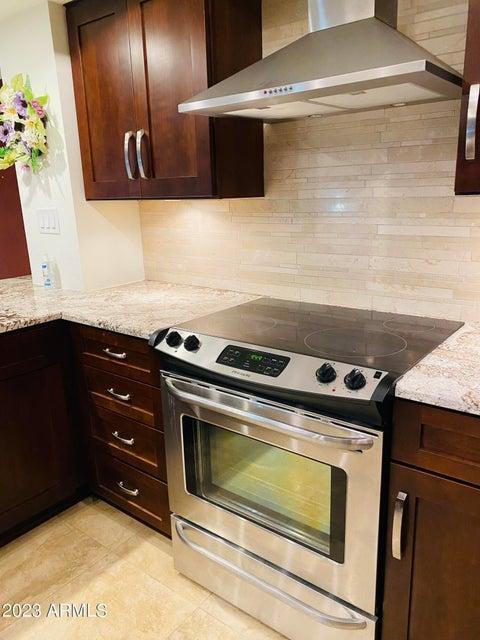 Building Photo - 7820 E Camelback Rd