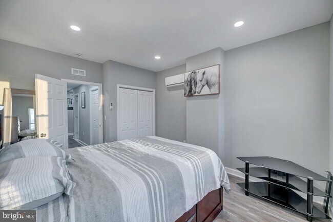 Building Photo - 1101 McKean Ave